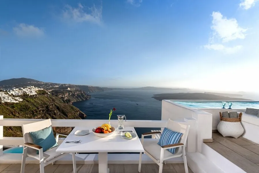 1056 katikies hotel santorini