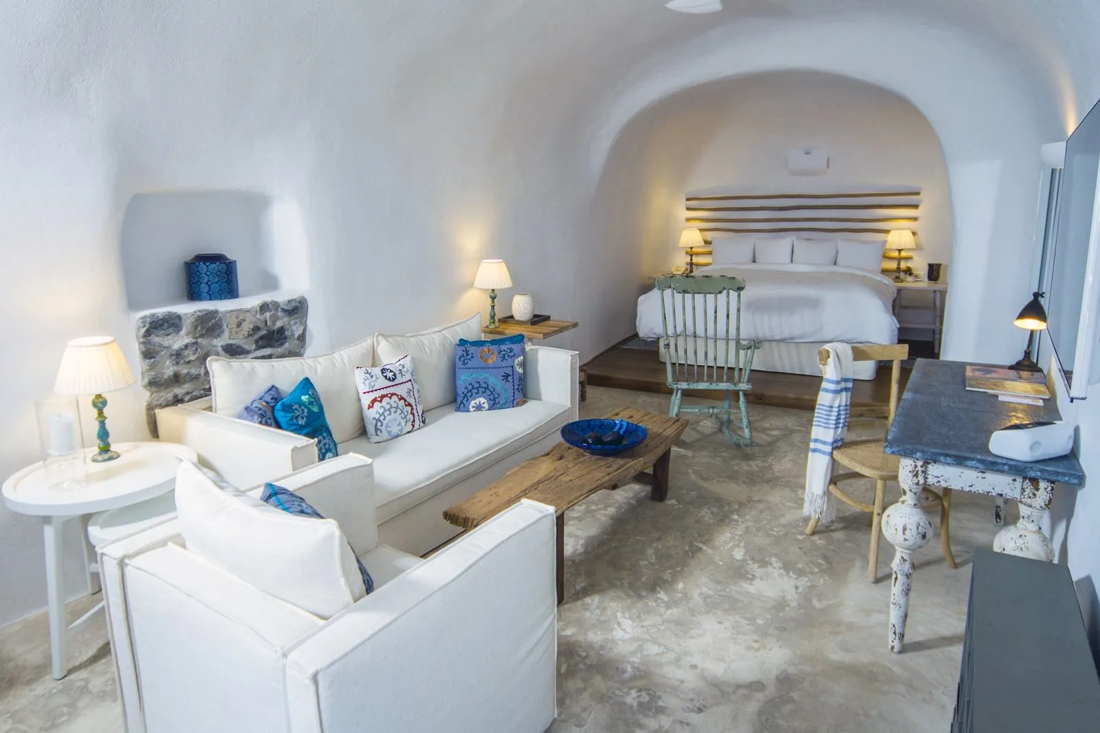 1056 santorini honeymoon overview
