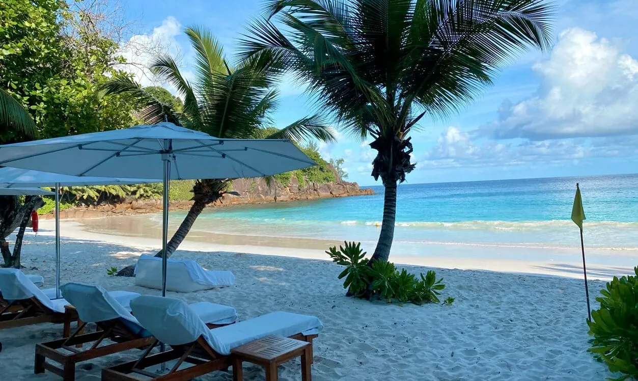 /img/743-bora-bora-honeymoon.webp