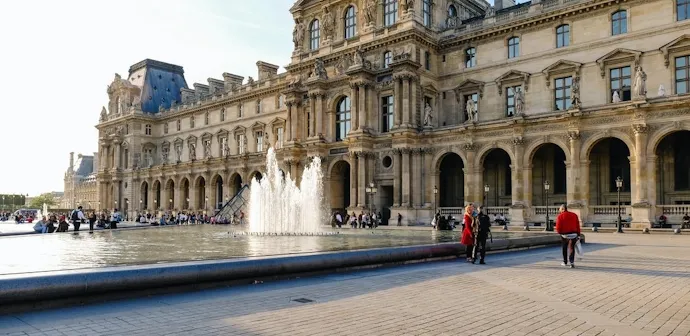 767 louvre museum paris