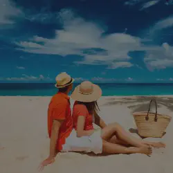 /img/779-honeymoon-suite-booking-tips.webp