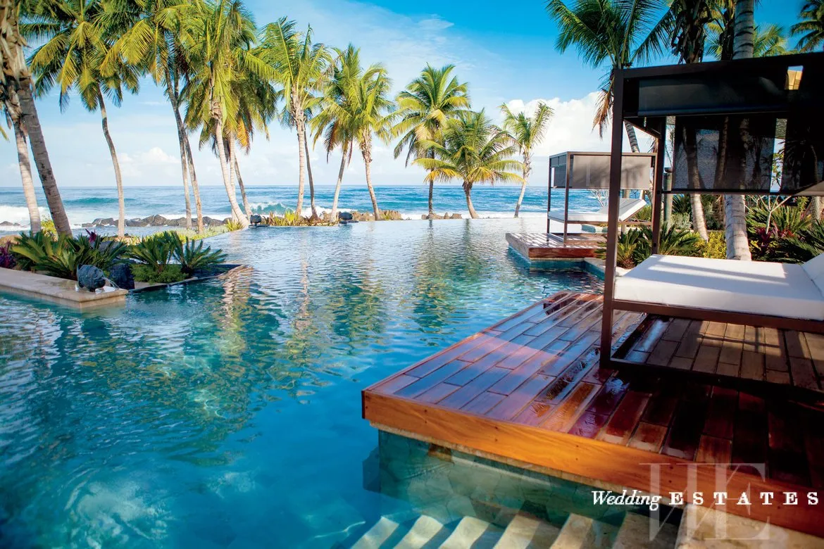 791 honeymoon couple beach