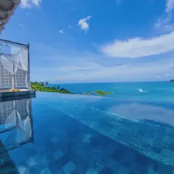 /img/796-phuket-luxury-hotel.webp