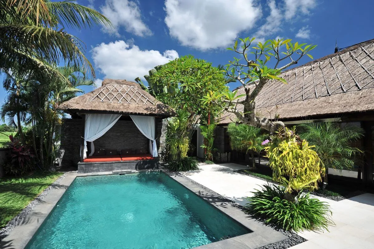 796 romantic phuket resort