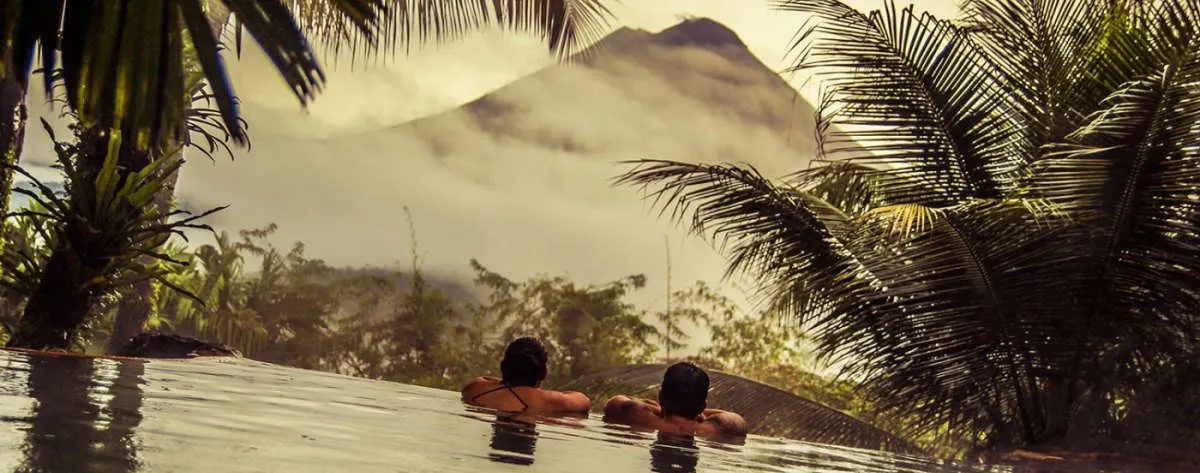 847 la fortuna waterfall