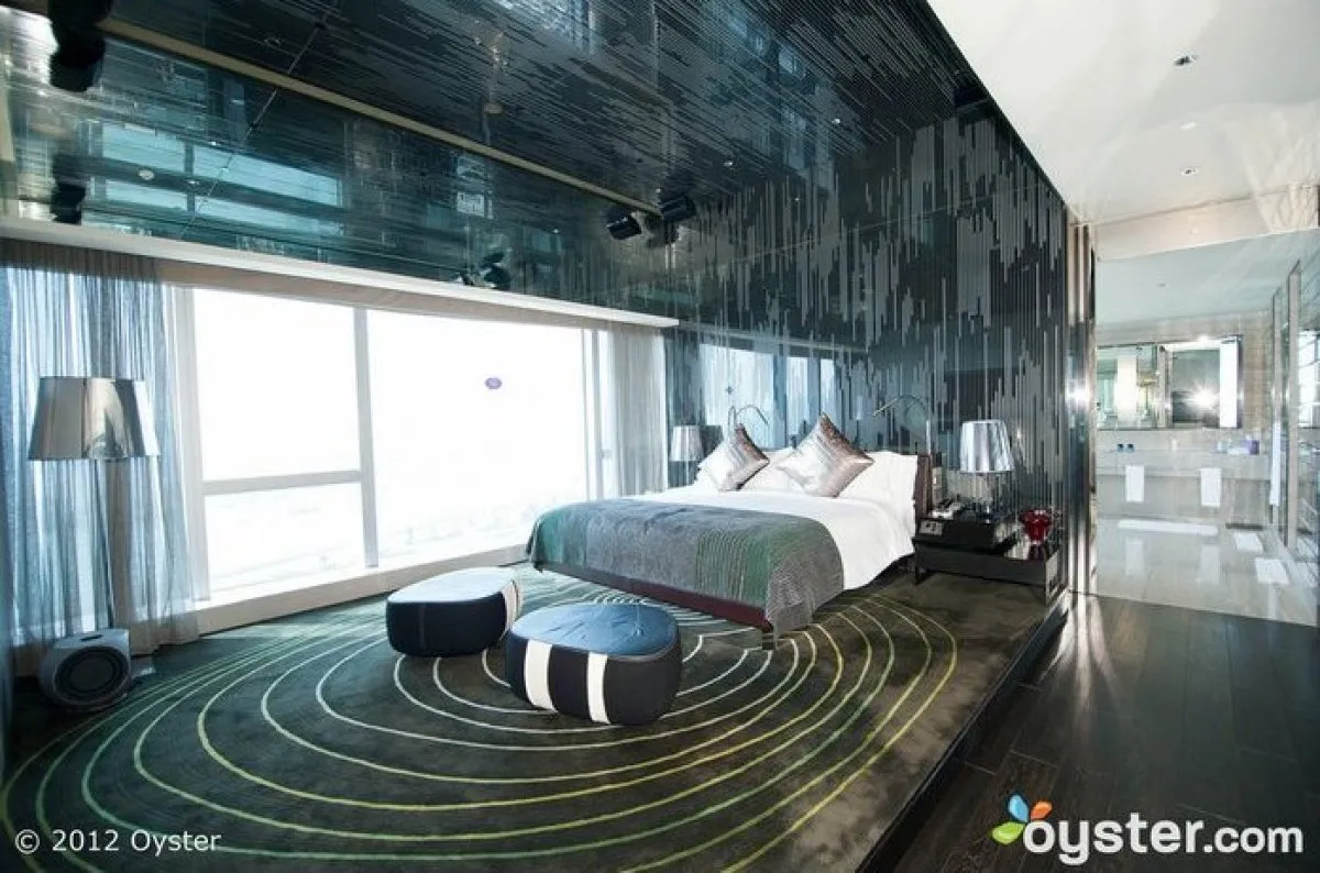 881 honeymoon suite spa treatment